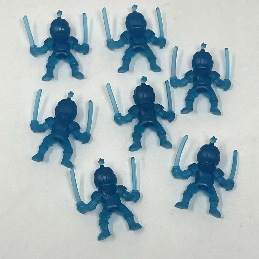 Marvel Shang-Chi Ten‎ Rings Mini Figures Lot of 30 Plastic Toy Cake Toppers 2